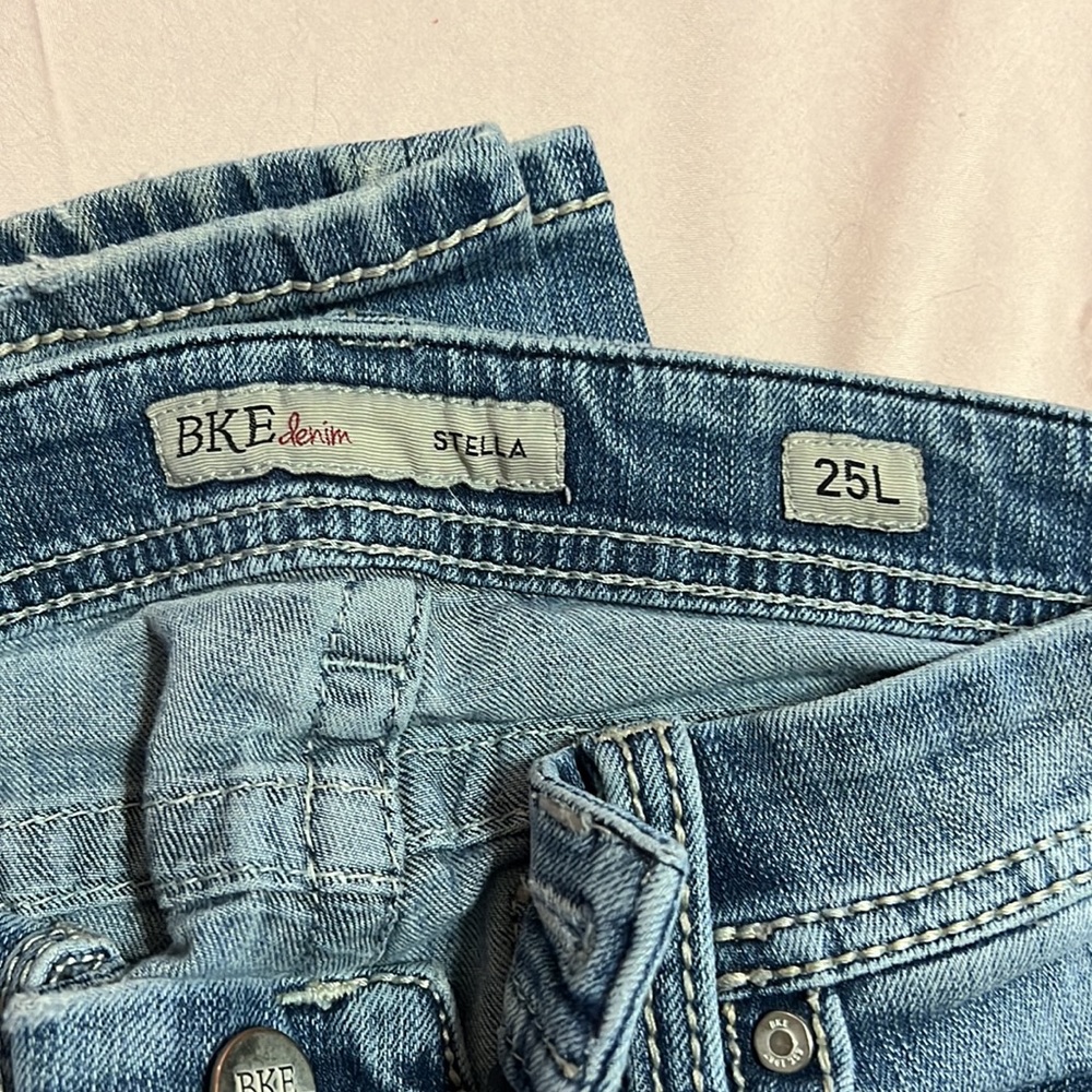 Jeans - Picture 3 of 3